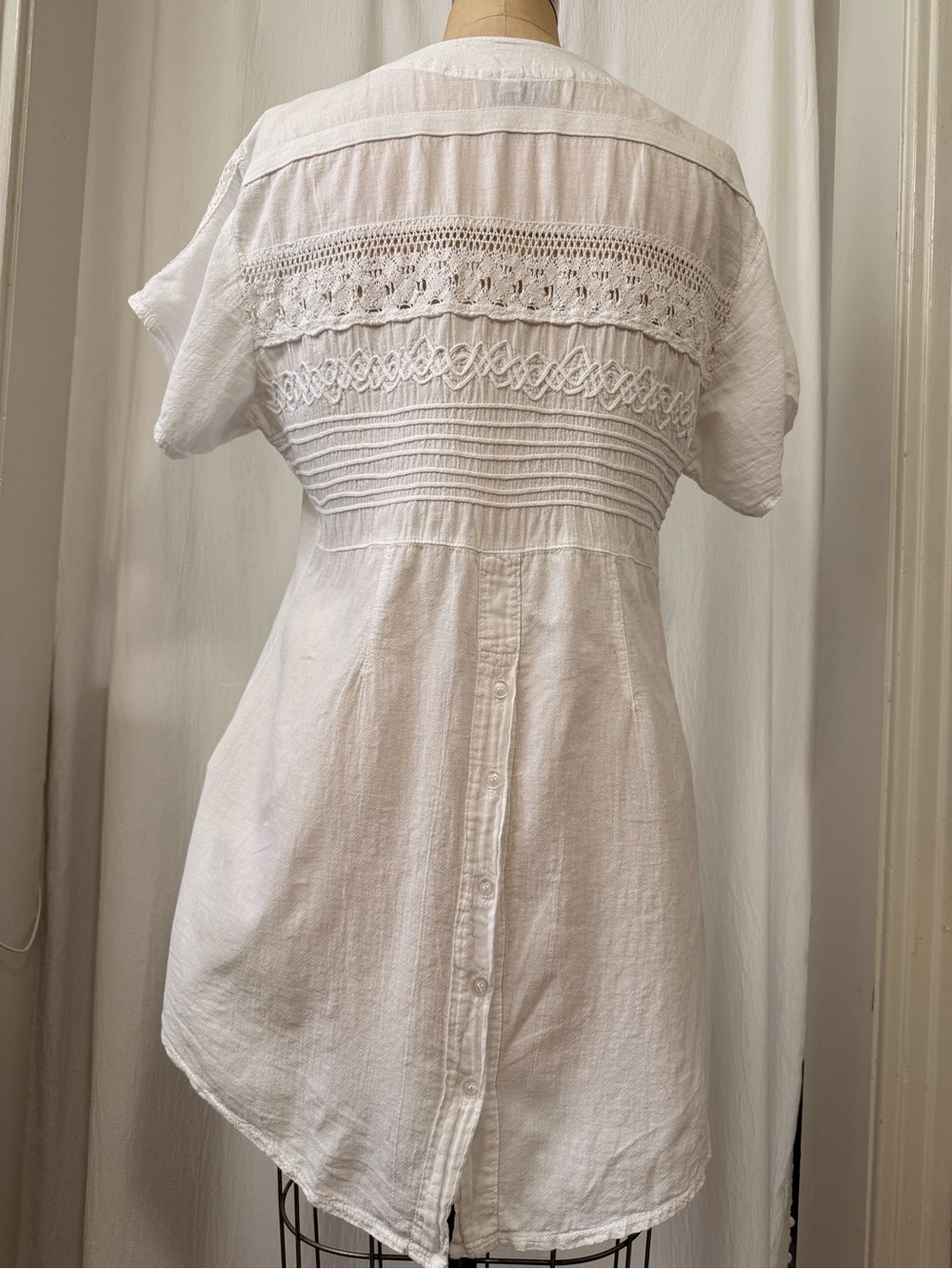 Caamano,  White Cotton Lace Pintuck Button Front Tunic Top sz XL - Picture 5 of 11